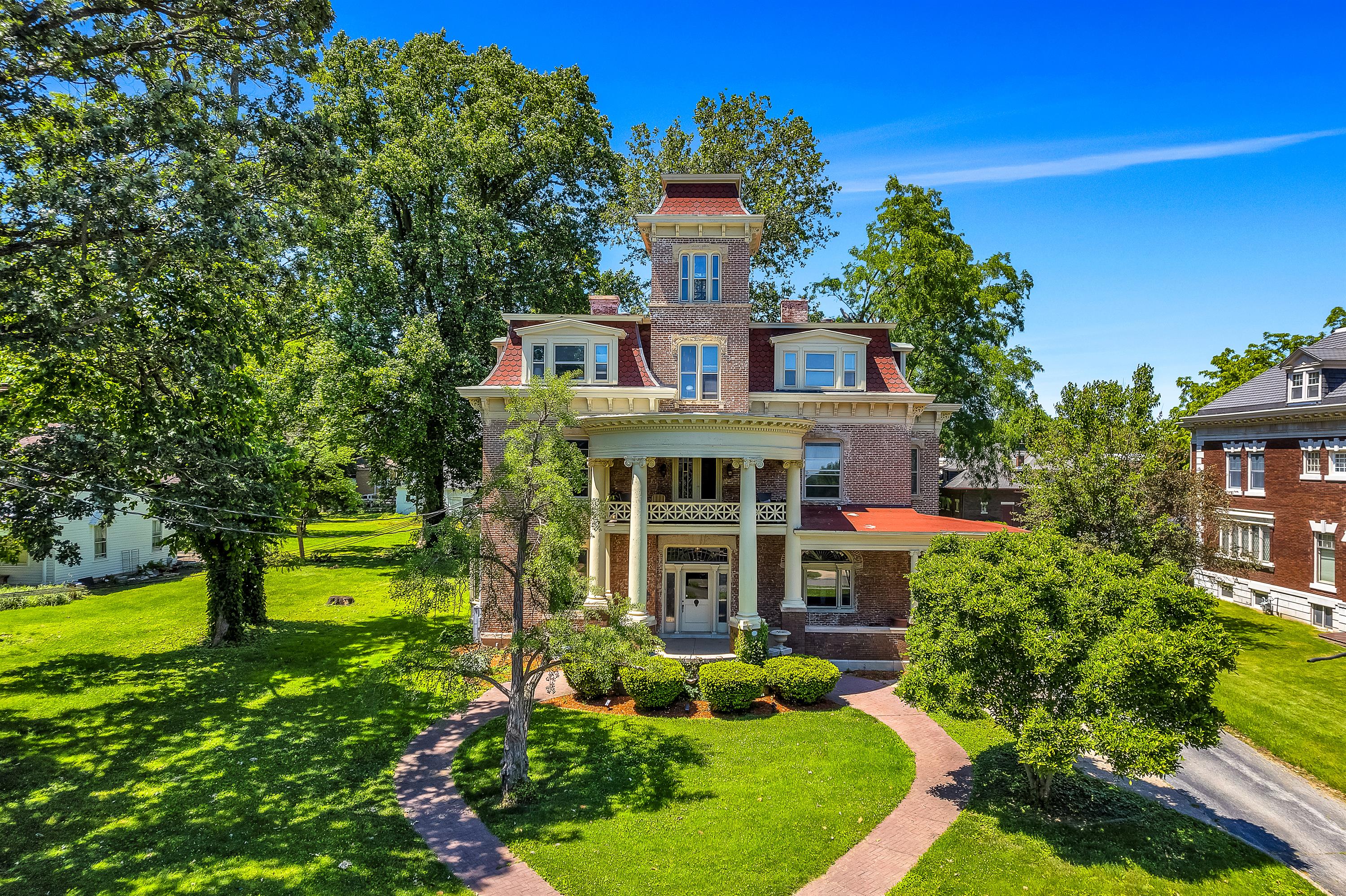 Property main image