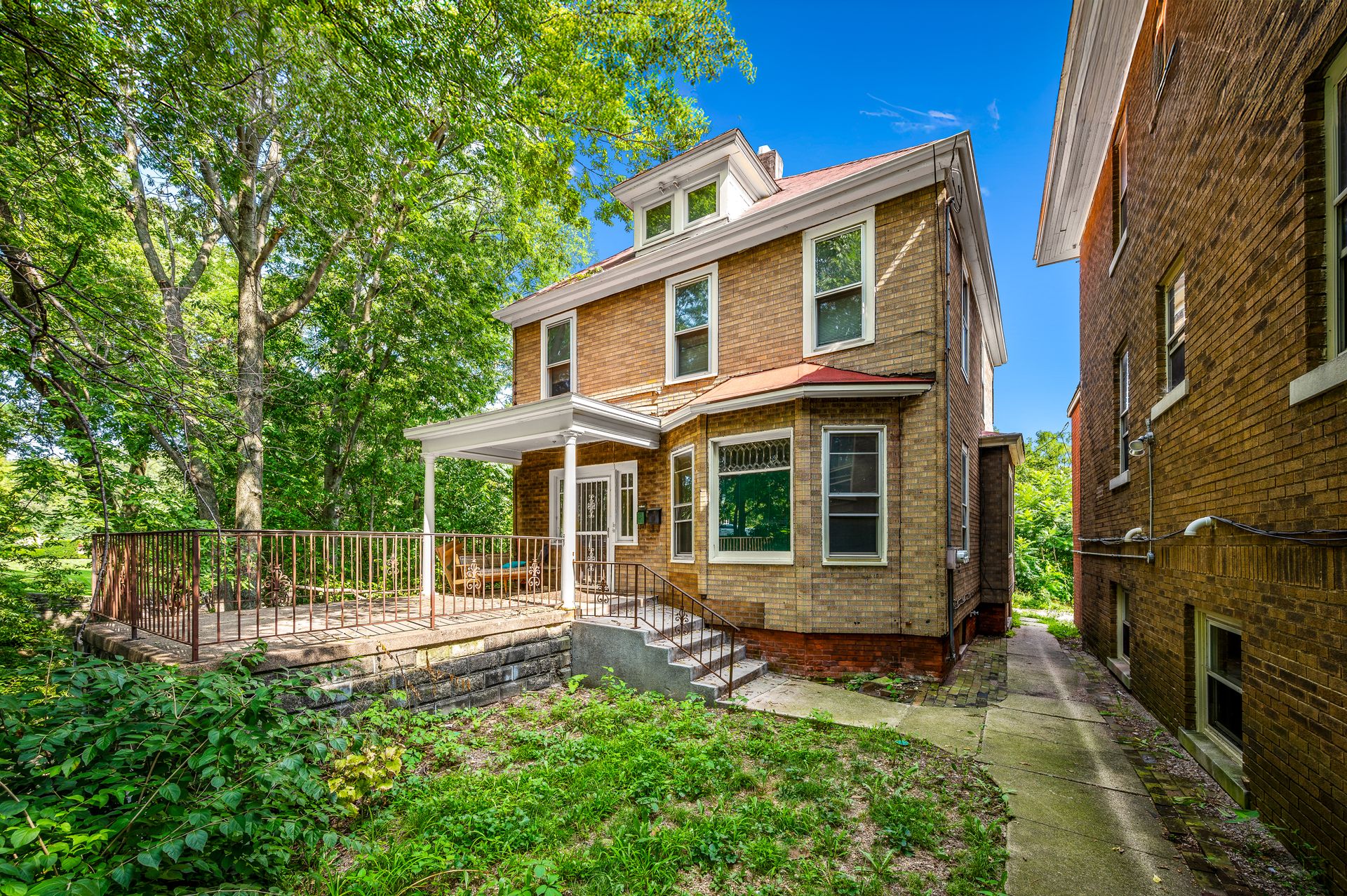 502 W High Street Apt B